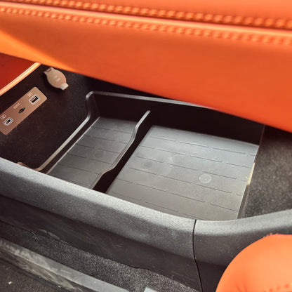 BYD Sealion 7 Center Lower storage